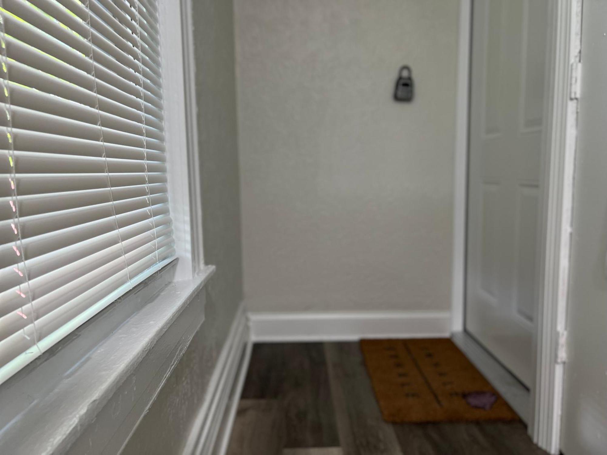 2 Lofts Downtown Louisville One Theater Room Екстериор снимка